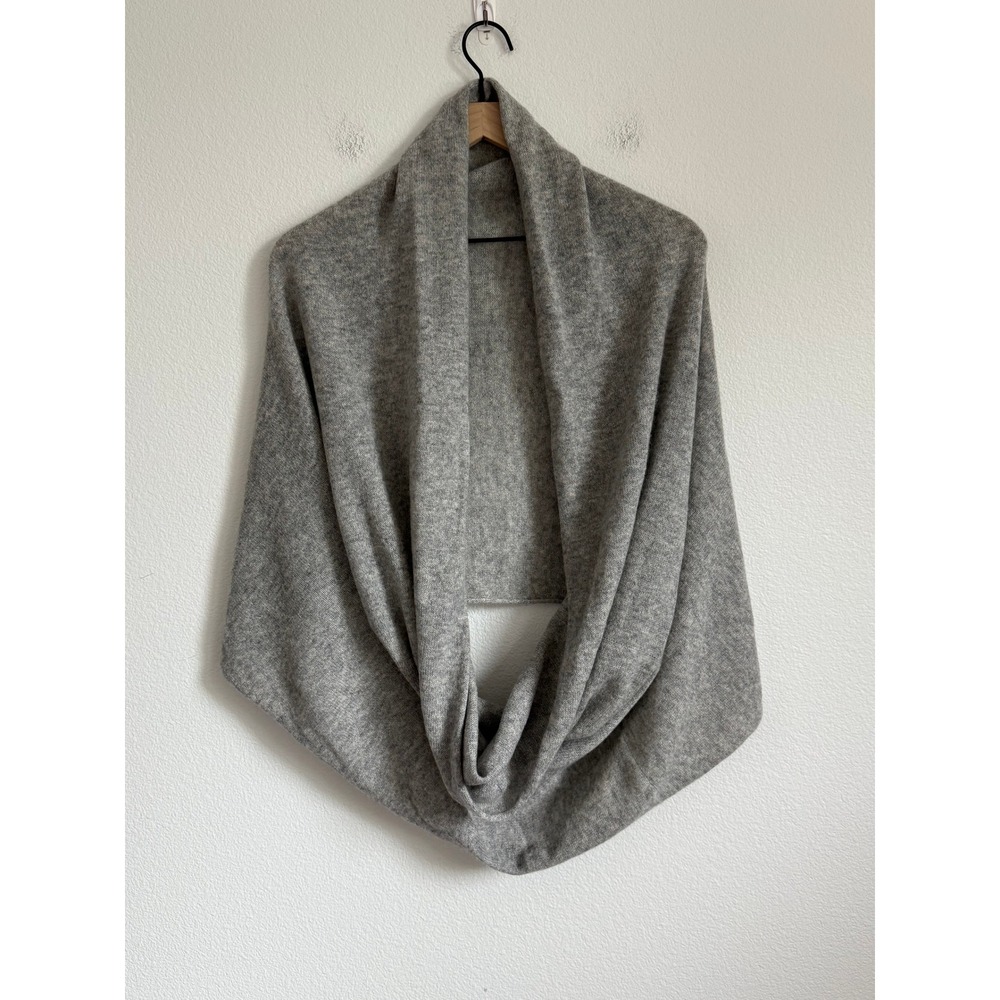 The Cashmere Project Infinity Scarf OS Gray Minimalist Luxury 100% Cashmere Gray